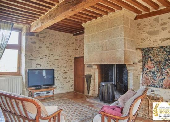 SUPERBE LOGIS - A VENDRE - AUX PORTES D'ALENCON