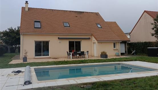 PAVILLON DE BONS STANDING AVEC PISCINE CHAUFFE A VENDRE ALENCON LANCREL