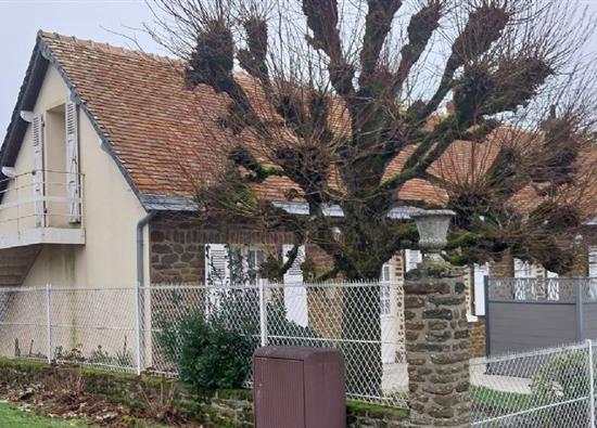 PROPRIETE 4 CHAMBRES DE PLAIN-PIED A VENDRE SAINT SATURNIN